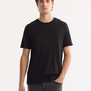 Yeni Sezon Erkek Siyah Bisiklet Yaka Soft Touch Basic Regular Fit T-Shirt B001171