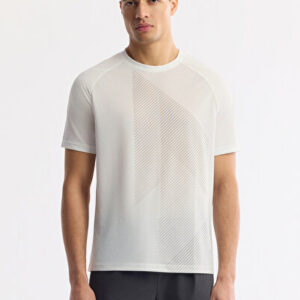 Avva 2026 Erkek Beyaz Bisiklet Yaka Desenli Teknik Kumaş Regular Fit T-Shirt A51Y1151 - Premium Kalite